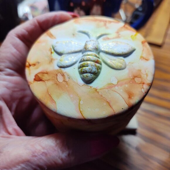 Vintage-Style Bee Trinket Box, Ceramic Honeycomb Jar, Bee Lover Gift, SHIPS FREE - Picture 1 of 7